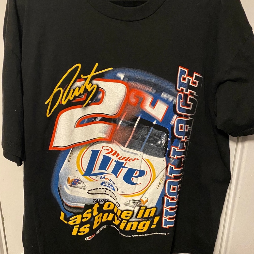 Racing tee